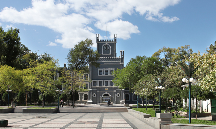 太原理工大学本科招生智能咨询系统