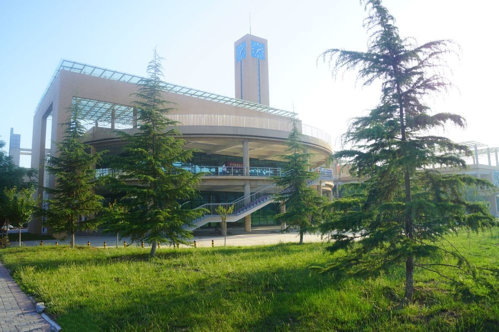 西安外国语大学高招智能咨询系统