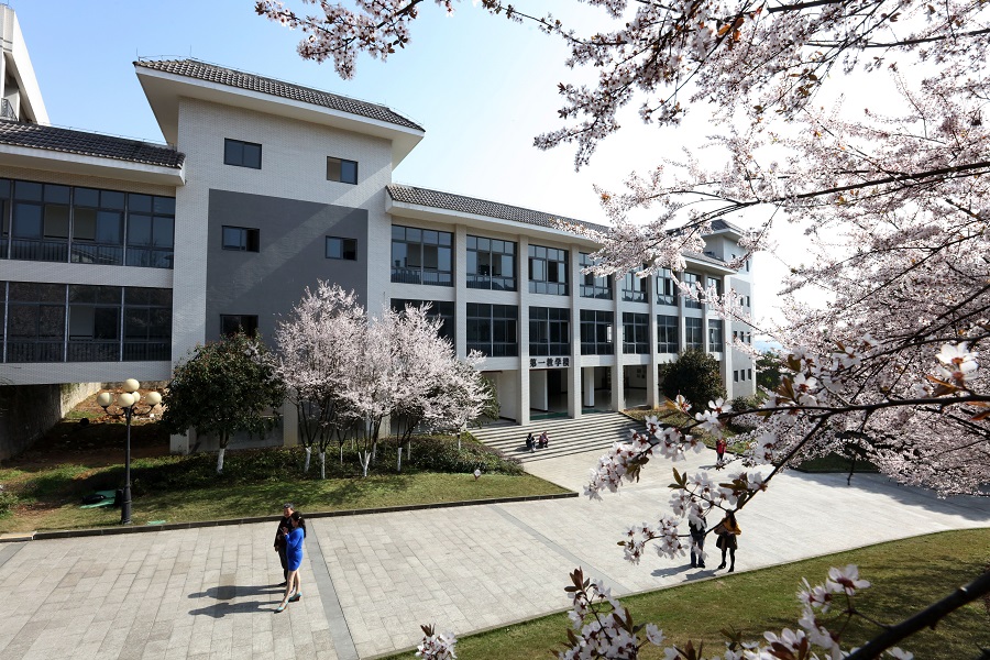 重庆第二师范学院招生信息网校园风采